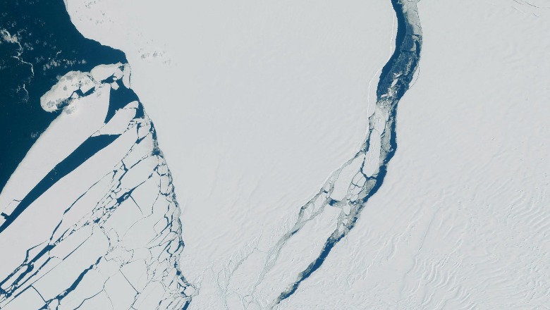 Një ajsberg i madh sa Londra shkëputet nga Antarktida