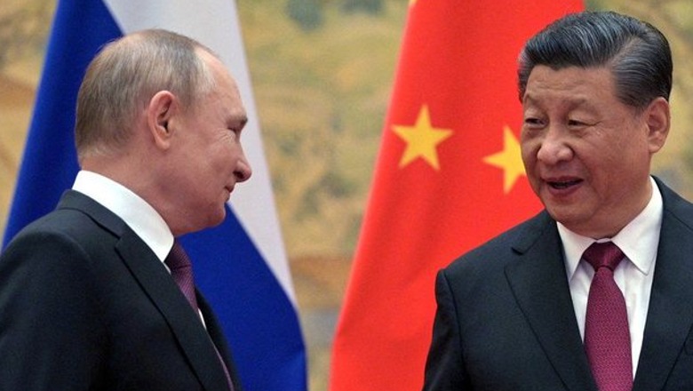 Ukraina: Urdhër-arresti për Putin e vështirëson vizitën e Xi Jinping në Moskë! Nuk mund të takohet me një person që akuzohet për krime ndaj fëmijëve