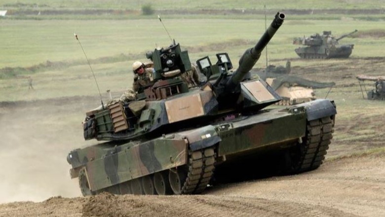 Kremlini mirëpret ofertën e kompanisë ruse: Shpërblim 72 mijë dollarë për ushtarët që shkatërrojnë tanket 'Abrams' dhe 'Leopard'
