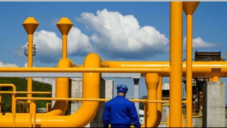 Ndalimi i naftës ruse nga vendet e BE-së, pavarësisht pritshmërive, çmimi i karburanteve shënon rënie