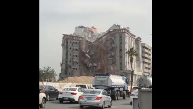 VIDEO/ Pallatet shemben si të jenë prej rëre, pamjet tragjike nga tërmeti në Turqi
