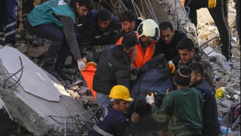 Shkon në 12,000 numri i të vdekurve nga tërmeti në Turqi