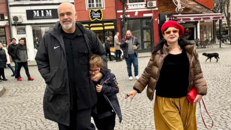 Tjetër fundjavë e dedikuar për familjen, Rama poston fotografinë nga Prizreni: Bashkëjetojnë historia e shqiptaria! Njerëzit kanë energji të mirë ngado hedh sytë