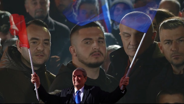VIDEO meme/ ‘S’ka forcë që na ndalon’…’N'ball prin Partia jon’, Berisha udhëheq ‘Revolucionin, që Flamur Noka thotë ‘zgjat deri në 10 vjet’