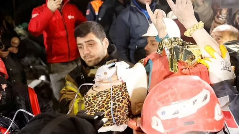 Tërmeti tragjik në Turqi, shpëtohet 15-vjeçarja pas 209 orësh nën rrënoja, 77-vjeçarja rekord pas 212 orësh
