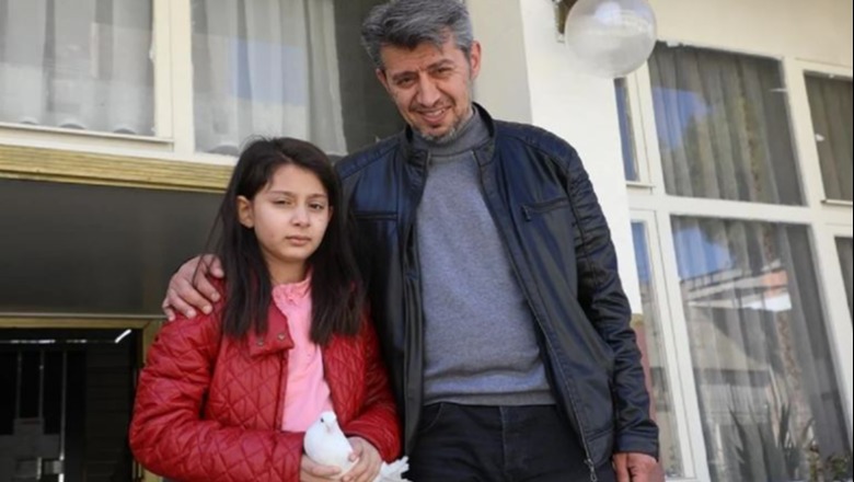 Turqi/ Vajza 10-vjeçare shpëtoi pas 147 orësh nën rrënoja, lëshon një pëllumb të bardhë pasi u bashkua me familjen