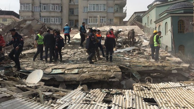 Tjetër tërmet i fuqishëm godet Turqinë, një i vdekur dhe mbi 69 persona të plagosur