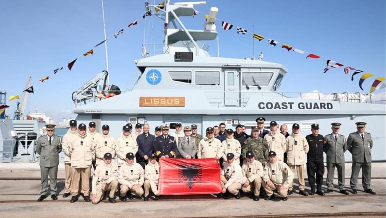 Anija 'Lissus' e Forcës Detare niset me mision në detin Mesdhe, si pjesë e operacioneve të NATO-s