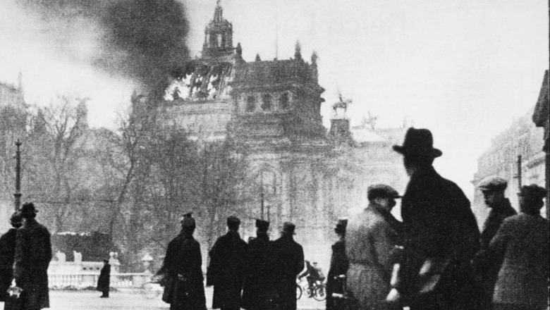 Reichstag, e vërteta e fshehur e zjarrit që Hitleri e përdori për eliminimin e kundërshtarëve 