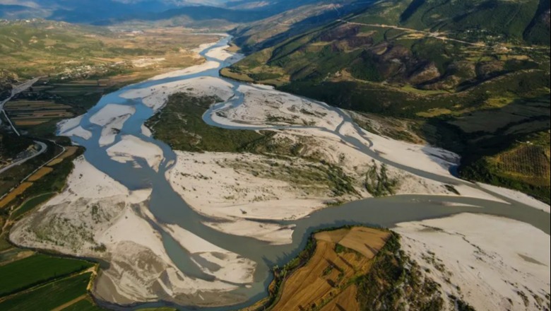 Vjosa, parku i parë kombëtar i një lumi të egër në Evropë, The Guardian: Moment historik