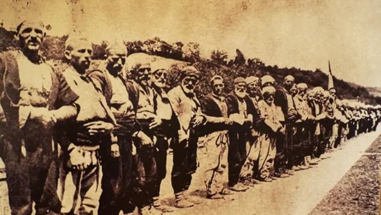 Valle shqiptarësh, kurbane, refuzim, namaz, amnisti dhe propagandë: Si rrodhi vizita e Sulltan Mehmetit V në trevat shqiptare më 1911