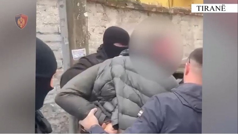 Pjesë e grupeve kriminale që shpërndanin kokainë dhe heroinë në zona të ndryshme të Tiranës, zbardhen emrat e disa prej personave të arrestuar