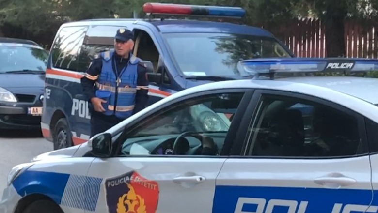 I dehur në timon, nuk i ndalon efektivëve dhe largohet me shpejtësi duke iu rrezikuar jetën, arrestohet 42-vjeçari në Lushnjë