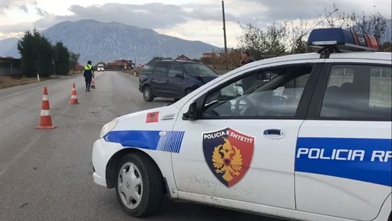 Konflikt në familje/ Shpallen në kërkim dy vëllezër në Vlorë, goditën me makinë bashkëshortin e motrës së tyre