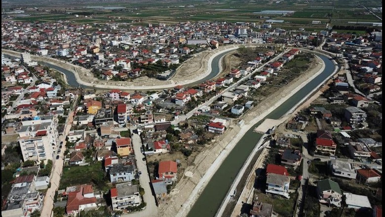 Rama publikon pamjet nga kantieri i transformimit urban në lumin Gjanicë: Deri dje ishte një vatër ndotje, sot është një arterie e gjelbër