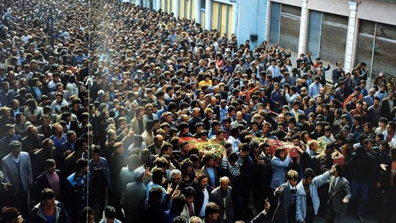Dëshmia: Ju tregoj anën e panjohur të ngjarjeve të 2 prillit 1991, në qytetin e Shkodrës, ku u vranë 4 djem të rinj dhe u plagosën 97 të pafajshëm