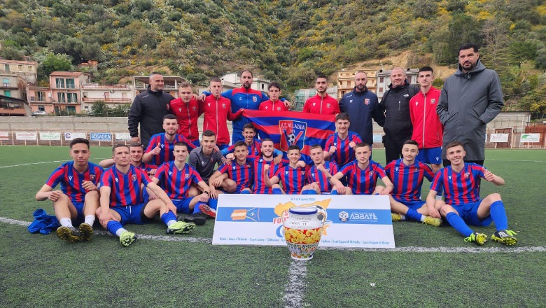 Turneu në Itali, Vllaznia U-17 triumfon me 2 gola në finale! Shkodranët ngrenë trofeun