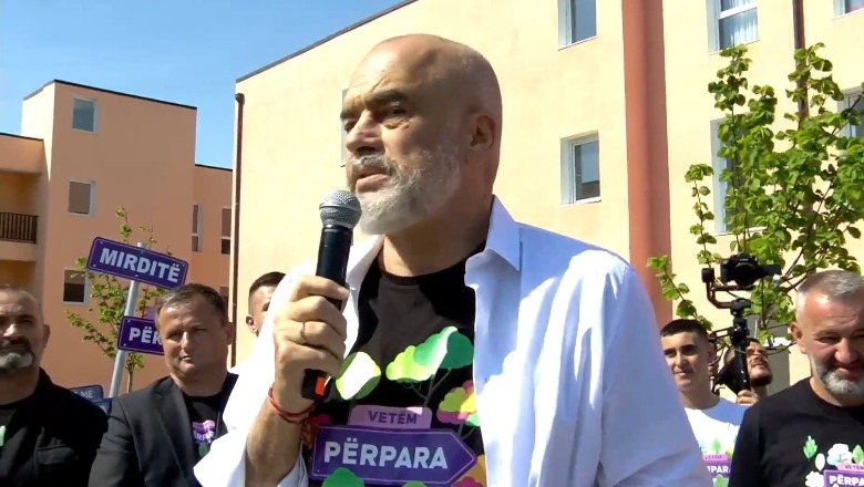 Rama përmbyll fushatën në Lezhë, ironia për opozitën: S’kërkojmë dhëndër! Kandidatët i dhanë fytyrën gërdallës e të pakorrigjueshmit (Berisha-Meta)