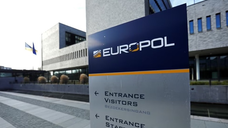 Arrestohen bosët më të mëdhenj të drogës në Ballkan, EUROPOL sekuestron armë e eksplozivë