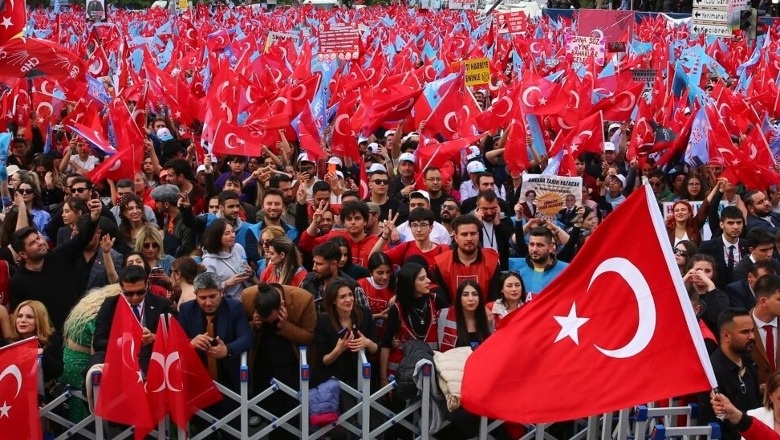 Zgjedhjet në Turqi, Erdogan në aleancë me një parti radikale 