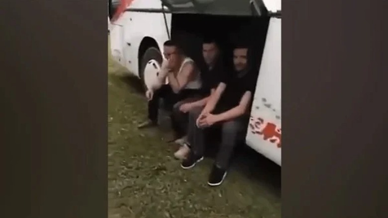 VIDEO/ ‘Kosova tokë serbe’, si fyhen dhe provokohen shoferët shqiptarë nga mbështetësit e Vuçiçit në Beograd