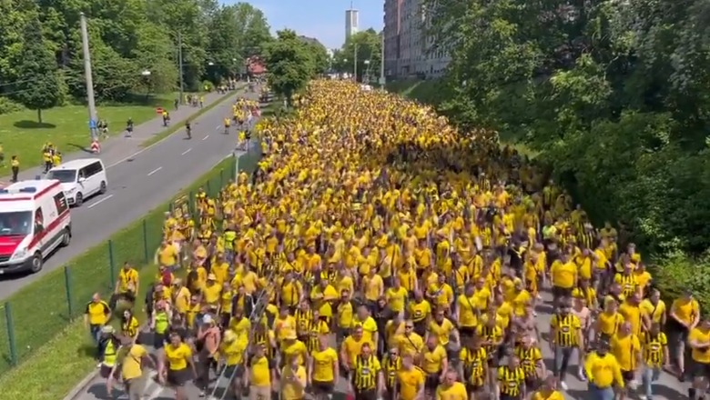 VIDEO/ 'Uragani verdhezi', tifozët e Dortmund marshojnë për titullin kampion