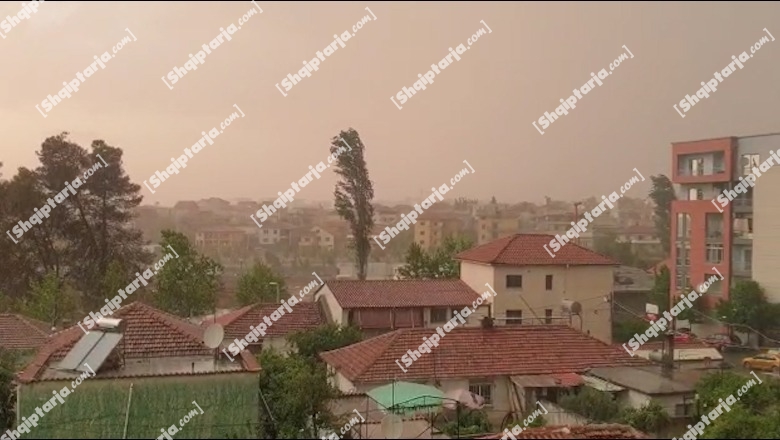 VIDEOLAJM/ Moti i paqëndrueshëm gjatë ditës së djeshme, njëra pjesë e Tiranës me shi dhe vetëtima, pjesa tjetër me diell dhe temperatura të larta