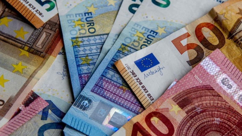 Rritja e depozitave në euro nuk ndalet, arritën në gati 6.5 miliardë euro për prillin