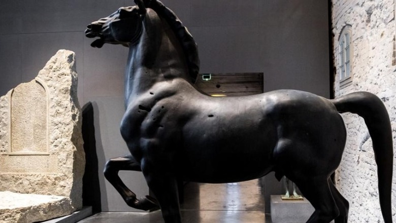 Pse ekspozon një muze gjerman dy skulptura naziste?