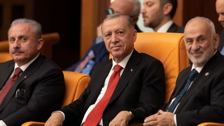 Si ka mbajtur presidenti i Turqisë Erdogan një kontroll të ngushtë mbi pushtetin në vend