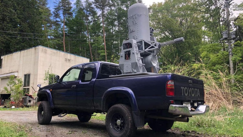 Kompania Japoneze krijon armën më të tmerrshme në botë, mund të shkrepë 3 mijë fishekë në minutë