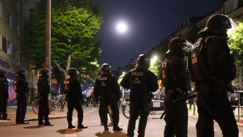 Aktivistët e të majtës ekstreme në Gjermani protestojnë kundër dënimit të personave që sulmuan neonazistët