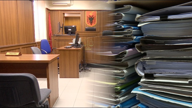 Vakancat në gjykatën e Elbasanit nga shkarkimet e Vettingut, gjyqtarët të mbingarkuar! Gjatë 2023-shit, 1 mijë dosje për secilin prej tyre