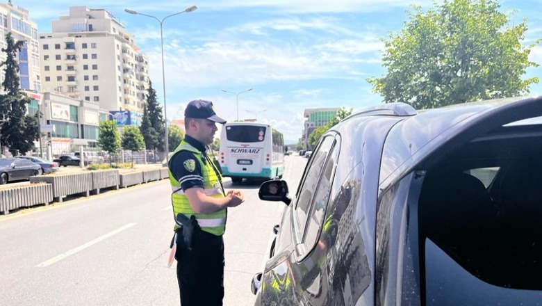 Durrës/ Drejtonin makinën në gjendje të dehur, në pranga 6 shoferë! Gjobiten 231 të tjerë