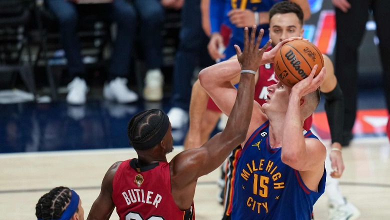 Një fitore larg titullit kampion në NBA, Nuggets 'nxijnë' Miami Heat