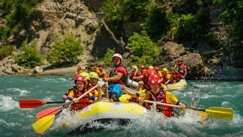 ‘The Times’ artikull për Vjosën: Rafting plot emocione në parkun kombëtar të lumit të egër të Evropës