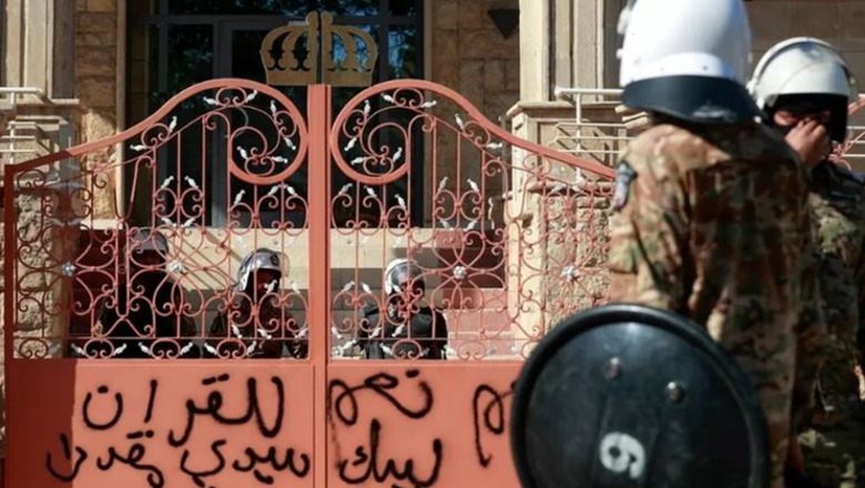 Djegia e Kuranit në Suedi, protestë para ambasadës në Bagdad