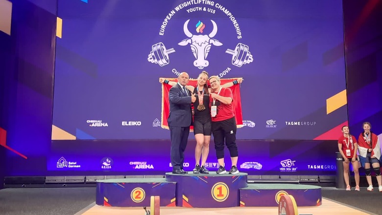 Kampione e trefishtë Europe me rekorde, Enkileda Carja mahnit kontinentin në sportin e peshëngritjes