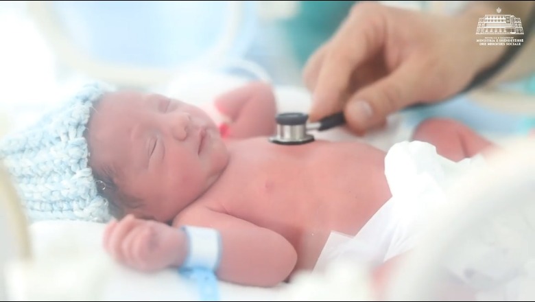 Mrekulli në QSUT! I shpëtohet jeta foshnjës dhe nënës së re që vuante nga probleme të rënda kardiake