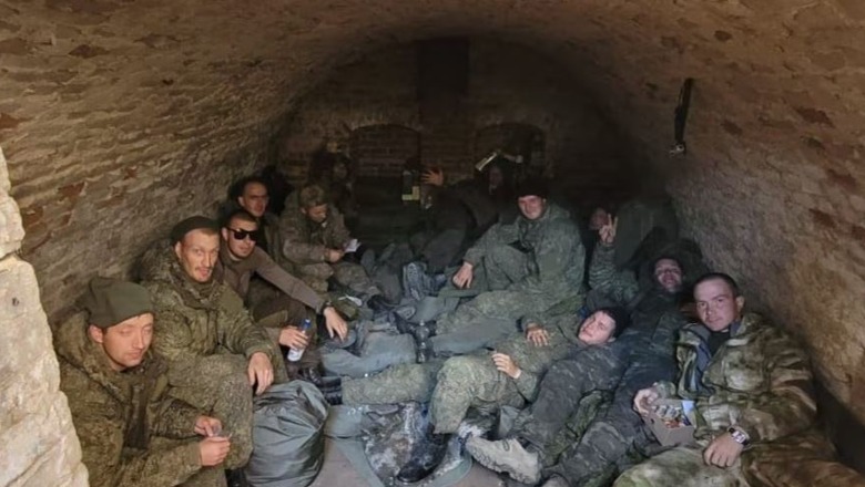 'Si në mesjetë'! Ushtarët rusë mbahen në bodrume për shkak se refuzojnë të luftojnë në Ukrainë