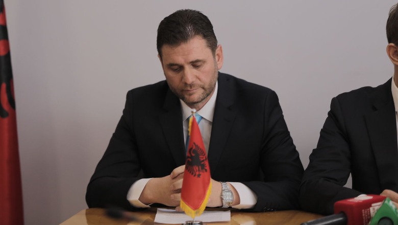 VKM/ Rama liron nga detyra prefektin e Kukësit, Ali Hallaçi! Ish drejtori i Tatimeve prefekti i ri por dhe kandidat i mundshëm PS-së për bashkinë