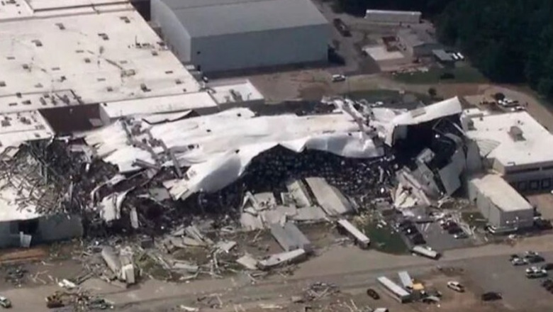 VIDEOLAJM/ Fabrika e Pfizer goditet nga tornado, shikoni si është shkatërruar