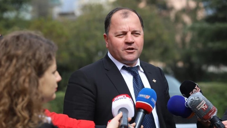 Lefter Maliqi nuk ‘dorëzohet ‘padit në SPAK kryebashkiakun e Kuçovës: Ka financuar një biznesmen në zonë për të blerë votat, është me keq se Gjici
