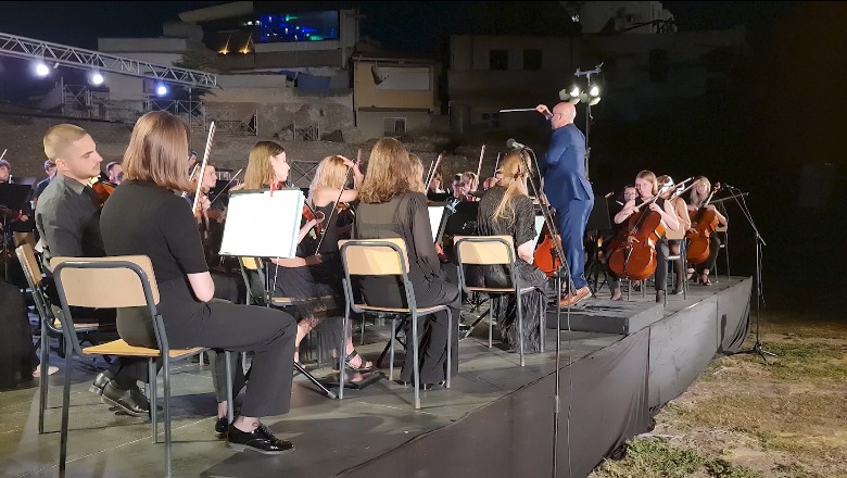 65 muzikantë nga 15 vende Evropiane koncert në Durrës! Koncerti me muzikë klasike në Amfiteatrin e Durrësit