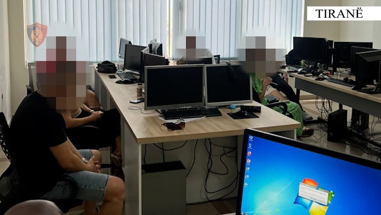 Tiranë/ Mashtronin grekë e italianë për investim në bursa, 6 të arrestuar, në kërkim administratori i Call Center! Sekuestrohen 110 kompjuterë