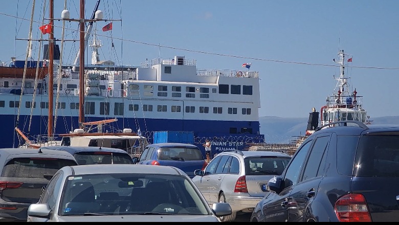 Fluks udhëtarësh në Portin e Vlorës, 2 mijë pasagjerë më tepër në muajin që lamë pas se një vit më parë
