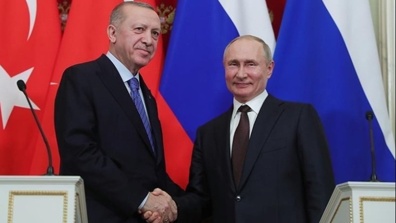 Mediat turke: Putin do vizitojë në Turqinë në ditët në vijim