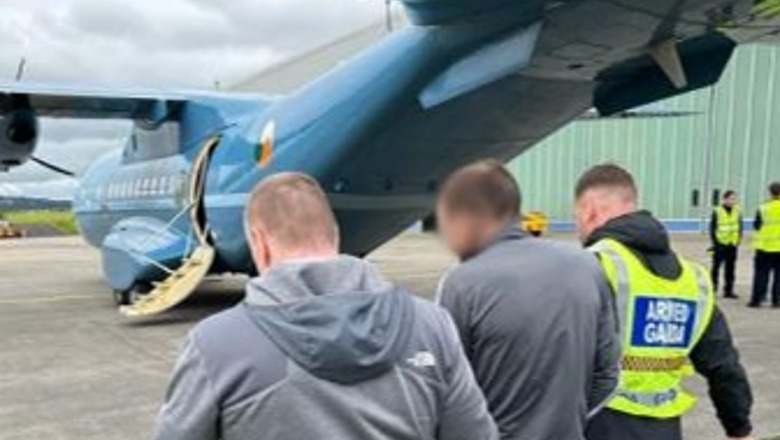 Refuzoi të udhëtonte në bord me pasagjerë, shqiptari ekstradohet nga Irlanda me avion ushtarak në Rinas