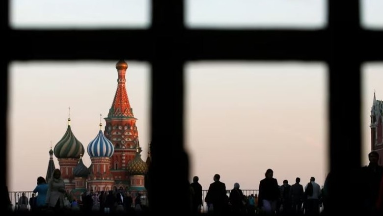 Rusia ua ndalon hyrjen 54 zyrtarëve, gazetarëve dhe avokatëve britanikë