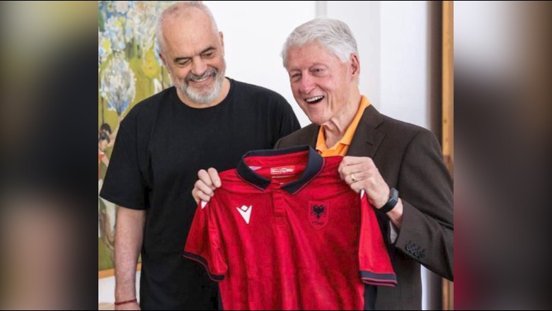 Rama uron për ditëlindje ish-presidentin Bill Clinton